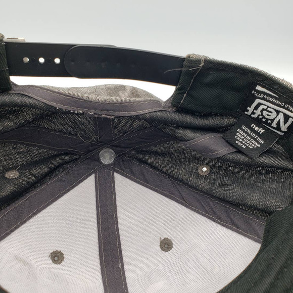 Neff Snap Back Cap Gray and Black - Picture 5 of 5